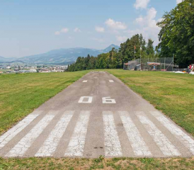 Sur le site de Cuquerens, le permis de construire demandé en 2015 visant à mettre en conformité un pavillon et une piste de décollage/atterrissage a aussi été refusé. VINCENT LEVRAT